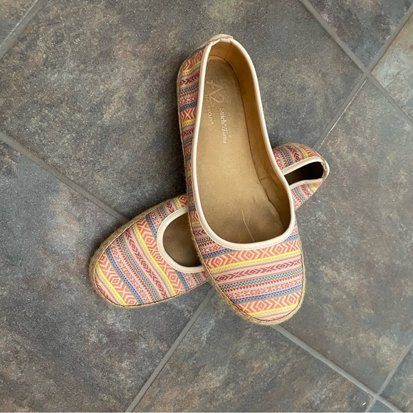 Colorful Patterned Flats - Picture 2 of 3